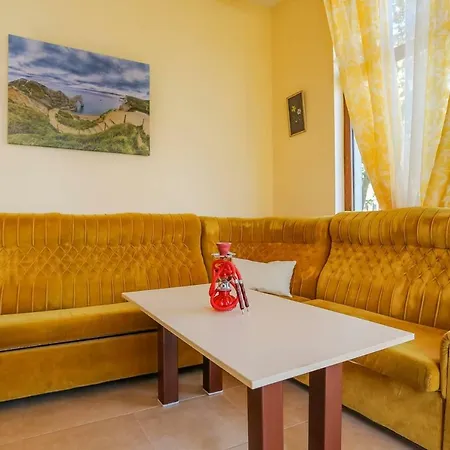 Comfortable 1bedroom With Kitchen Qq