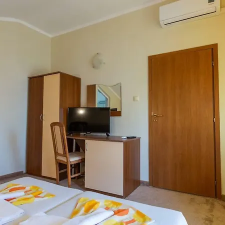 Comfortable 1bedroom With Kitchen Qq Apartman *